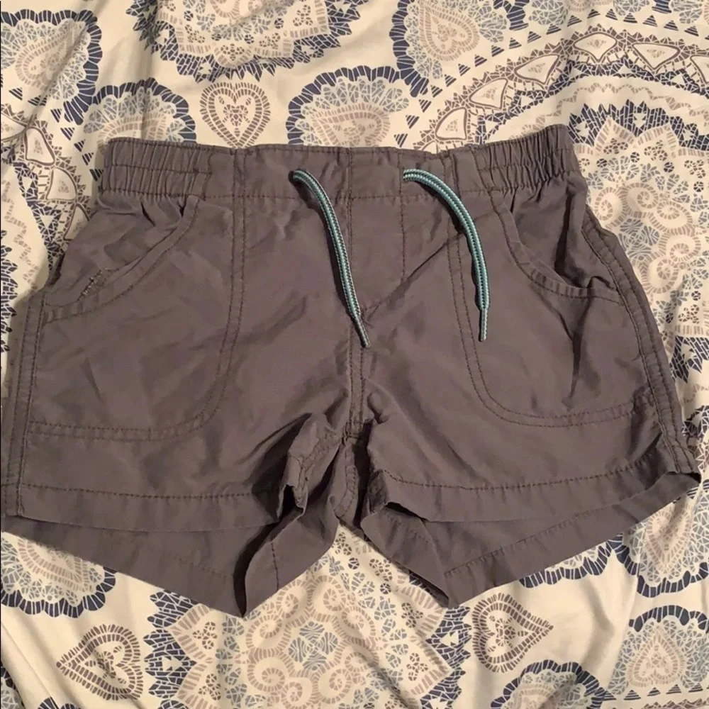 Old navy girls shorts